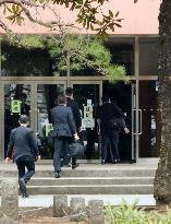 Police raid Tochigi high school after avalanche