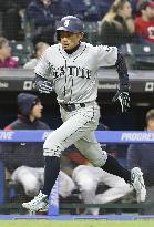 Baseball: Mariners' Ichiro