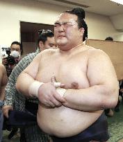 Sumo: Scenes from Kisenosato's career