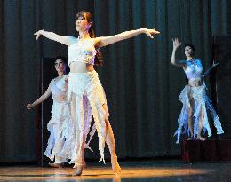 Ballet troupe from disaster-hit Sendai performs in N.Y.