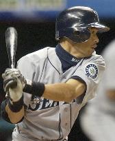 Ichiro gets 170th hit this season