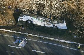 3 people dead in tour bus accident, 11 others in critical condition