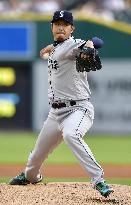 Iwakuma takes 6th loss