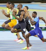 Olympics: Bolt completes unprecedented 100m three-peat