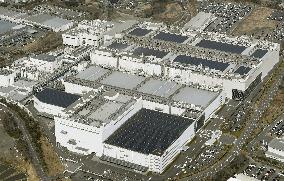 Sharp to boost workforce at key plant in July