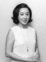 Actress Yumeji Tsukioka dies at 95