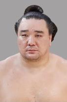 Sumo: Harumafuji beats Goeido in playoff to win 9th career title
