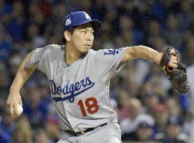 Dodgers' Maeda pitches in relief