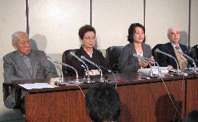 Info disclosure on secret pact sought to ensure democracy