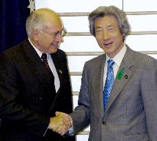 (1)Howard meets with Koizumi