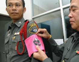 Bad Thai police officers to be forced to wear "Hello Kitty" armb
