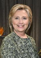 FOCUS: Clinton's presidency, GOP-led Congress best choice for Asia
