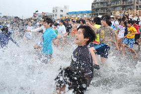 Zushi beach kicks off sea-bathing season
