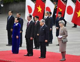 Vietnamese president meets Japanese emperor
