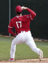 Baseball: Ohtani at Angels spring training