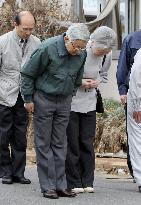 Emperor visits quake-hit Ibaraki Pref.