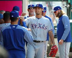 Darvish wins 1st victory of season