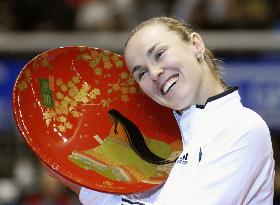 Hingis wins record 5th Pan Pacific Open title