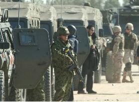 (3) Japanese advance ground troops enter Iraq