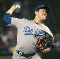 Baseball: Maeda earns 15th win as Dodgers beat D-backs