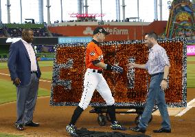 Celebration for Ichiro reaching 3,000 major league hits