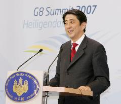 G-8 wraps up summit reaffirming commitments to Africa