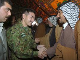 (2)Japanese GSDF members in Samawah, Iraq