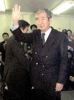 -Ishihara clinches Tokyo gubernatorial race-2