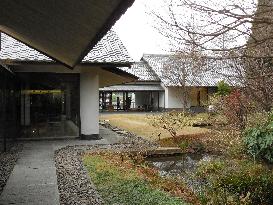 Osaka art museum houses collection in sophisticated setting