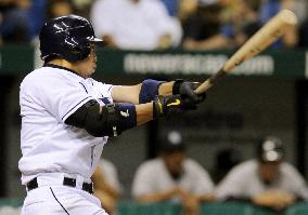 Tampa Bay Rays Iwamura 2-for-4 with 3 RBIs against N.Y. Yankees