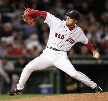 Red Sox lefty Okajima extends scoreless streak