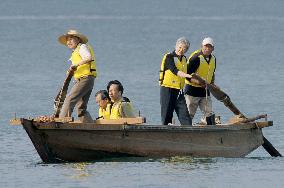 Emperor takes young prince to sea