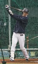 Baseball: Team focus key to Akiyama's record evolution