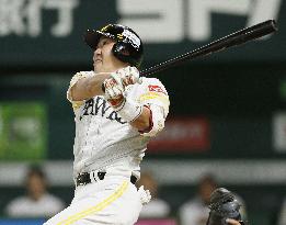 Baseball: Hawks close in on Japan Series