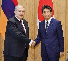 Japan-Armenia talks