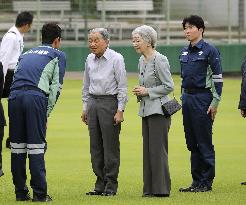 Japan emperor, empress visit deluge victims