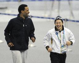 Shani Davis says he is fan of Japanese culture