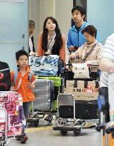 Return rush by holidaymakers peaks in Japan