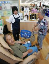 Lawson opens stores tailored for elderly