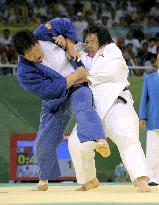 China's Tong wins women's over 78-kg class judo