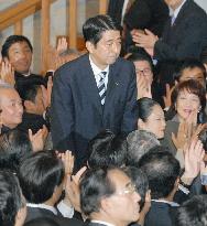 Abe elected LDP chief to be Japan's new leader
