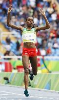 Ethiopia's Ayana wins women's 10,000-meter gold with world record