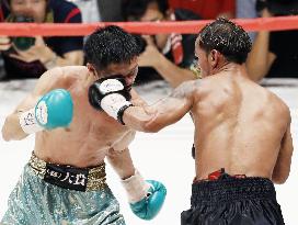 Concepcion defeats Kono in WBA title match