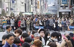 Japan marks 6th anniv. of quake, tsunami, nuclear disasters