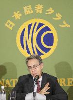 Human Rights Watch's Kenneth Roth