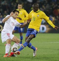 Brazil beat Chile in World Cup 2nd round