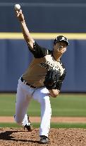 Fighters' Otani pitches in exhibition game in Arizona