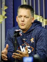 Baseball: Press conference for World Series Game 3