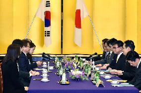 S. Korean envoy briefs Japan foreign minister on N. Korea trip