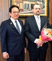 Polish ambassador visits Japan's Tsuruga